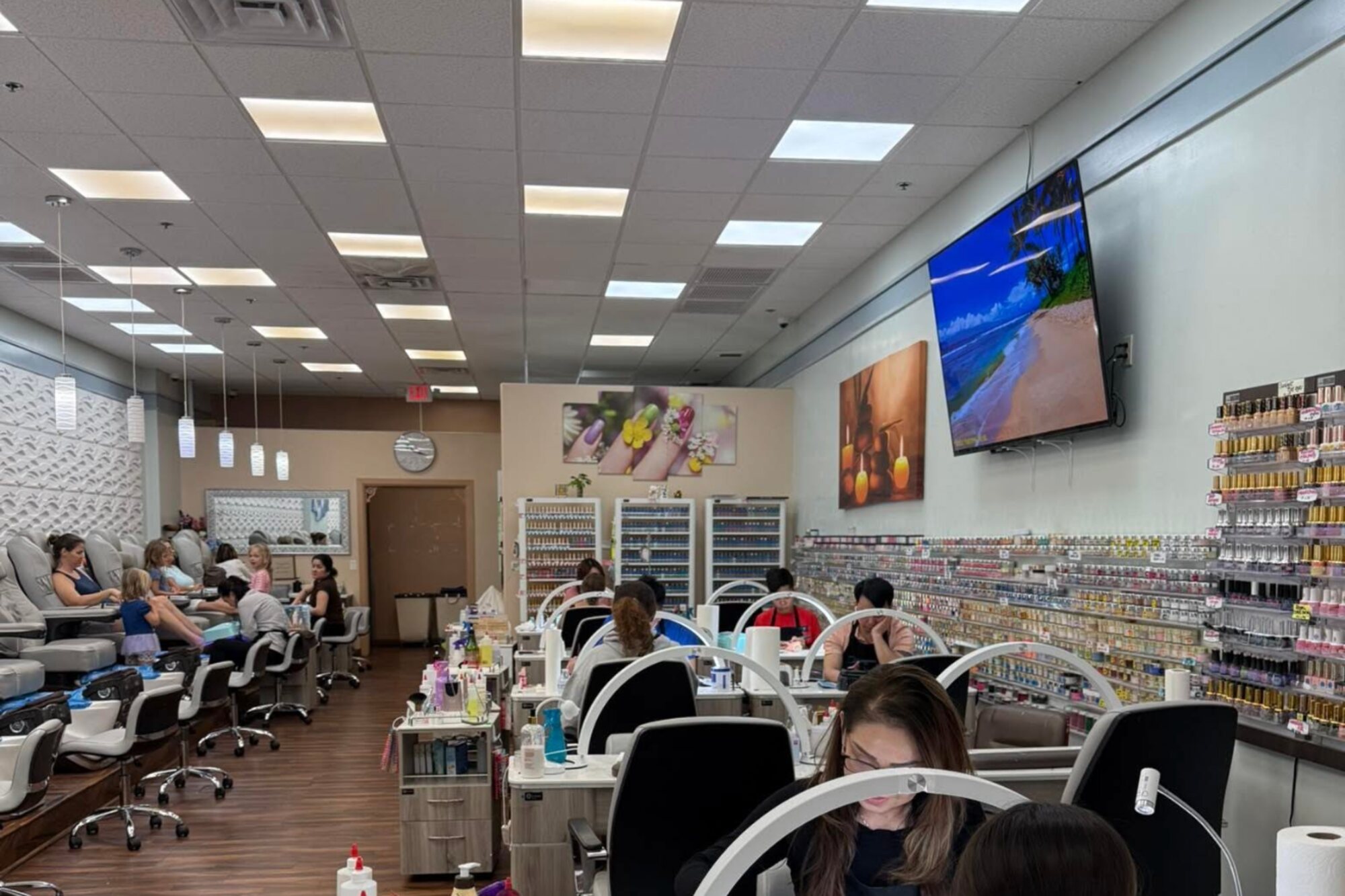 Inside Gold Nails Maui — nail salon in Kahului, Hawaii